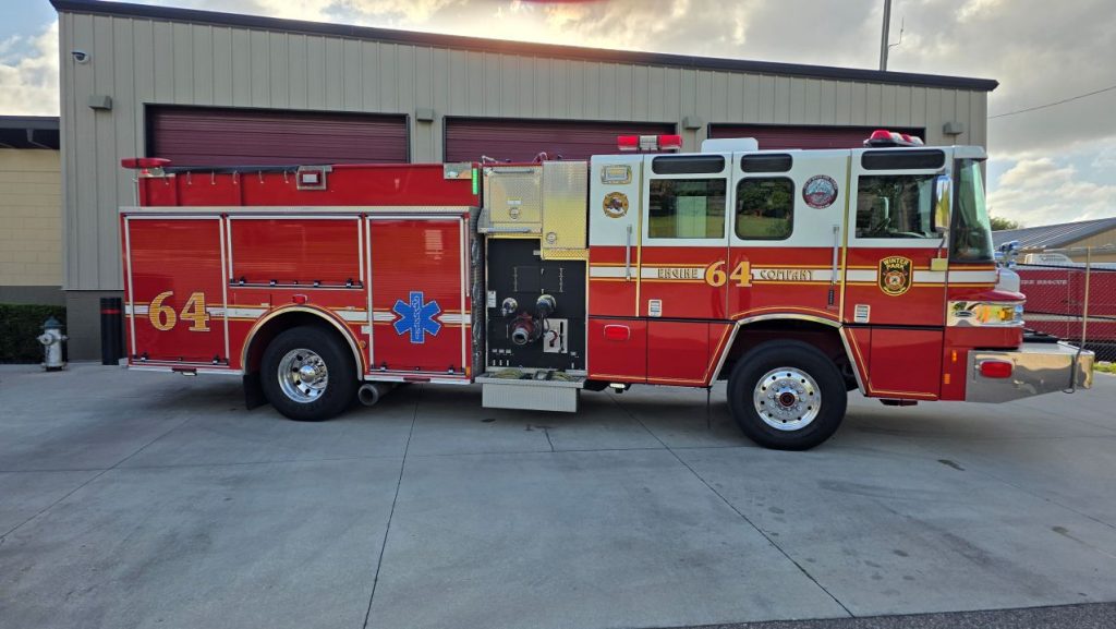 Picture of Engine 64 emergency response fire apparatus
